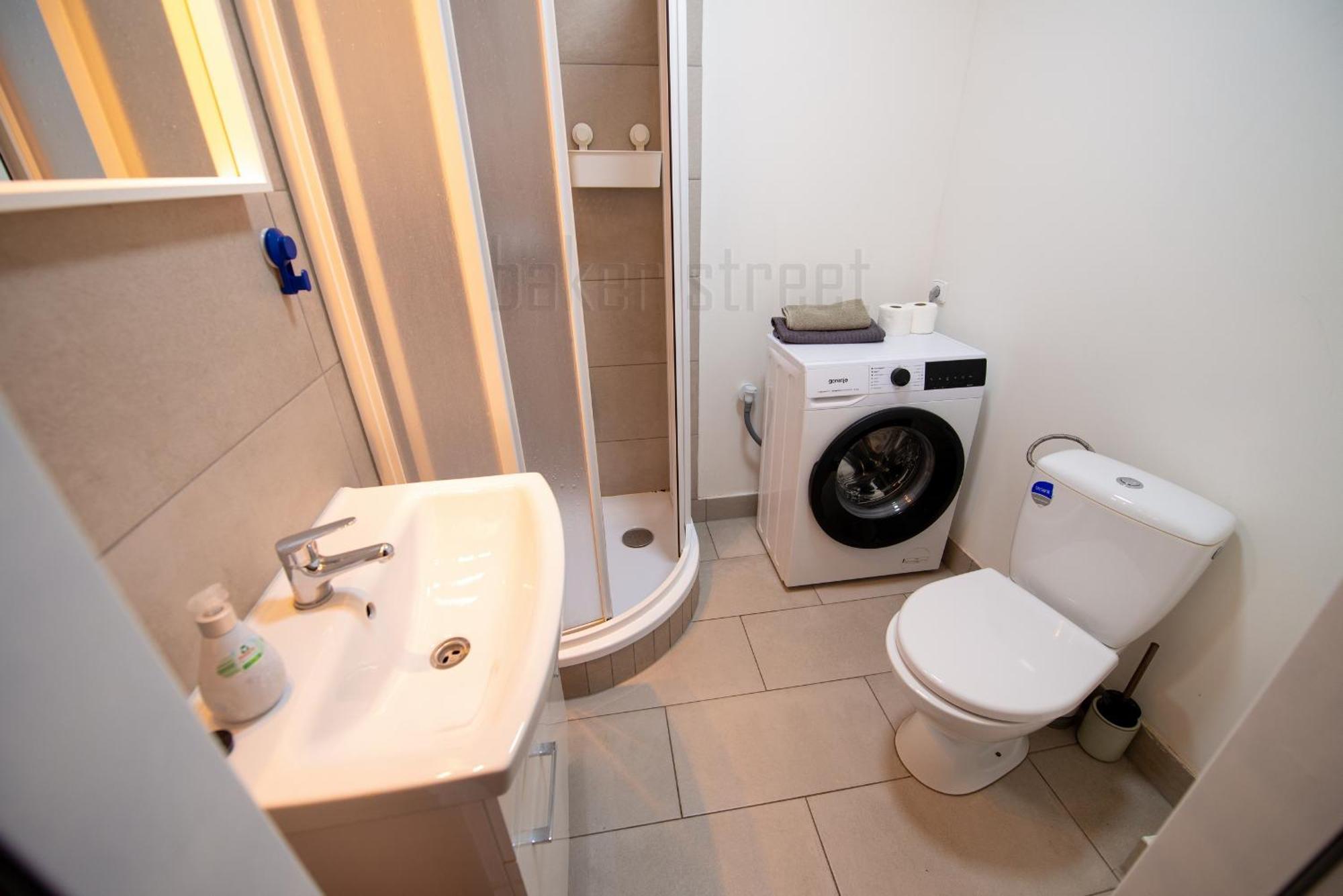2 Rooms Apartment Close To Palmovka Prag Exteriör bild